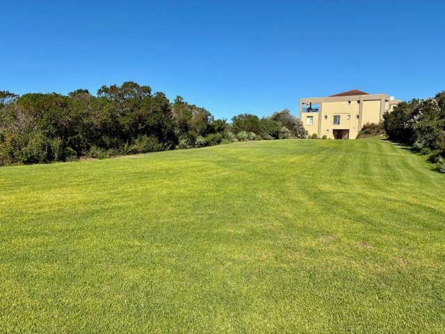  Bedroom Property for Sale in Plettenberg Bay Central Western Cape